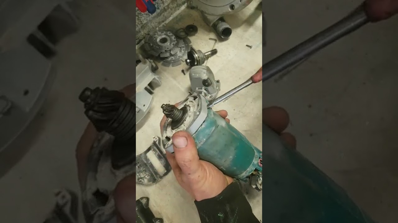 Makita SG1250 wall chaser needs repairing.