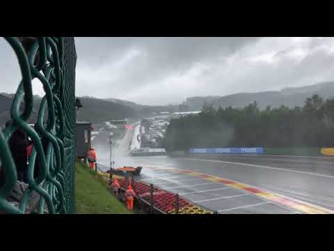 Lando Norris crash at 2021 Belgian Grand Prix in Spa Francorchamps