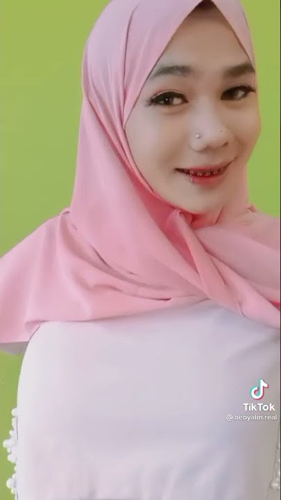 hijab cantik #tindiklidah