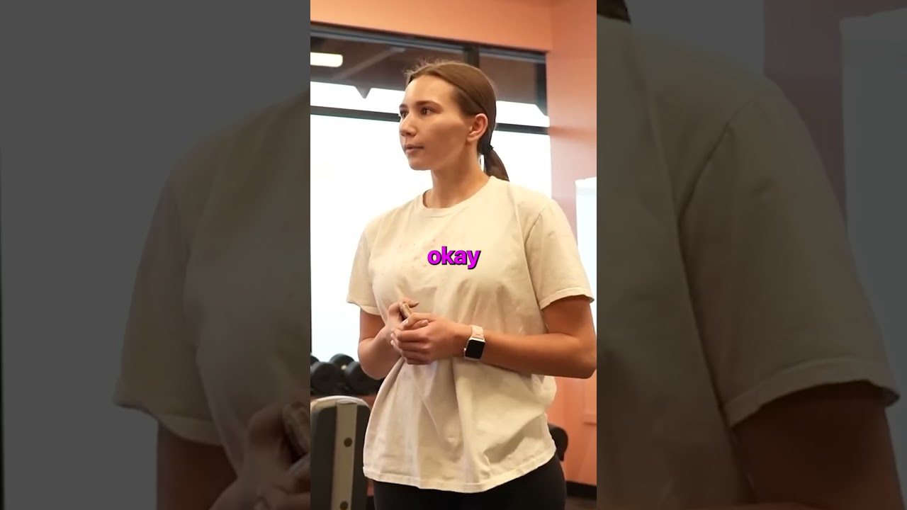 Streamer Goes to Women Only Gym Dressed as Girl😭 #prank