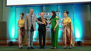 Ms. Ayushi Kapoor While Receiving Asias Education Excellence Awards 2022 For Kdma World School