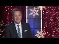 "CMA Country Christmas" Quiz - Parasitic Holiday Décor?