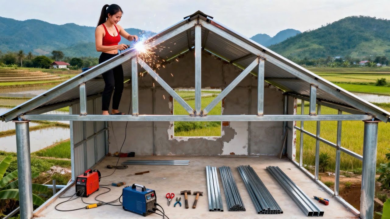 【建築DIY】鉄の屋根を溶接して、完全に鉄でできた新しい小屋を建てる | Welding an Iron Roof to Build a New Cabin Entirely Out of Iron