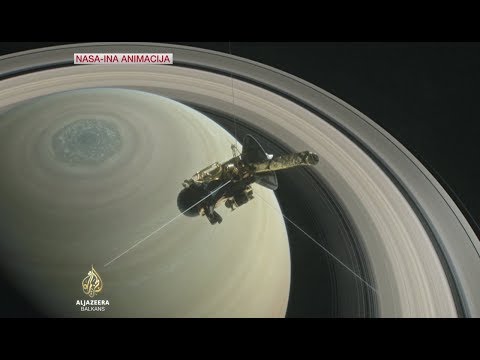 Video: Cassinijeva Zapuščina: Dvolični Iapetus. Najljubši Spremljevalec Piscev Znanstvene Fantastike - Alternativni Pogled