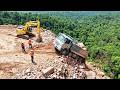 DANGEROUS!! Dump Trucks Driving on the Edge of a Mountain Road — One Mistake and It's Over!