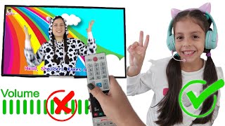 Valeria and mom learn to keep it quiet 🤫 Story for kids | Best Riwbox headphones 🎧