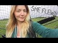 CUTE GIRL FLIES PARAMOTOR!!!