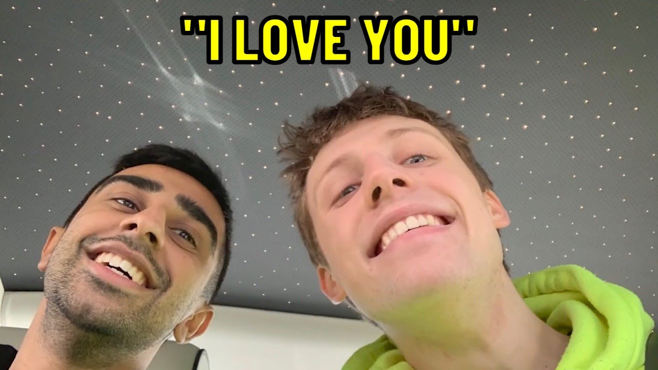VIK & HARRY BEING BEST FRIENDS FOR 3 MINUTES...