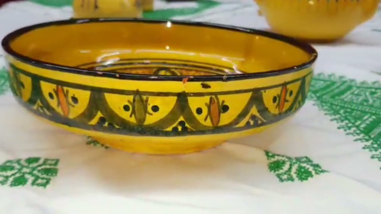 بمعرض المنتوجات التقليدية بمجموعة مدارس لمزيبري لفائدة المستوى الثالث ابتدائي