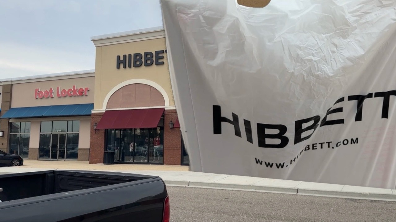 Забираю кроссовки Air Jordan Retro 6 “Infrared Salesmen” от Hibbett!!!