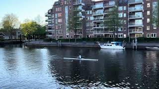 Voorroeien Oefenskiff Ondersteboven