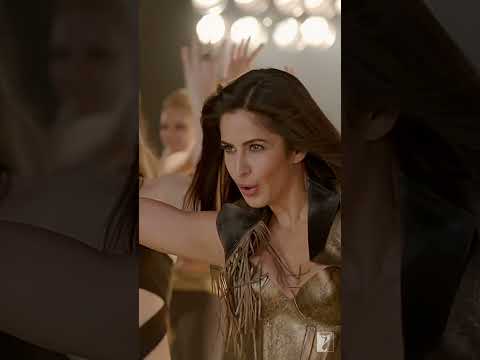 Her energy 💯 | #dhoommachaledhoom #dhoom3 #katrinakaif #dancesong #yrfshorts