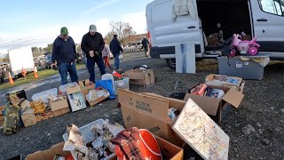 Selling My Abandoned Storage Unit Finds at The Flea Market