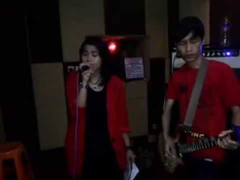 Cinta tak bertepi - beeband