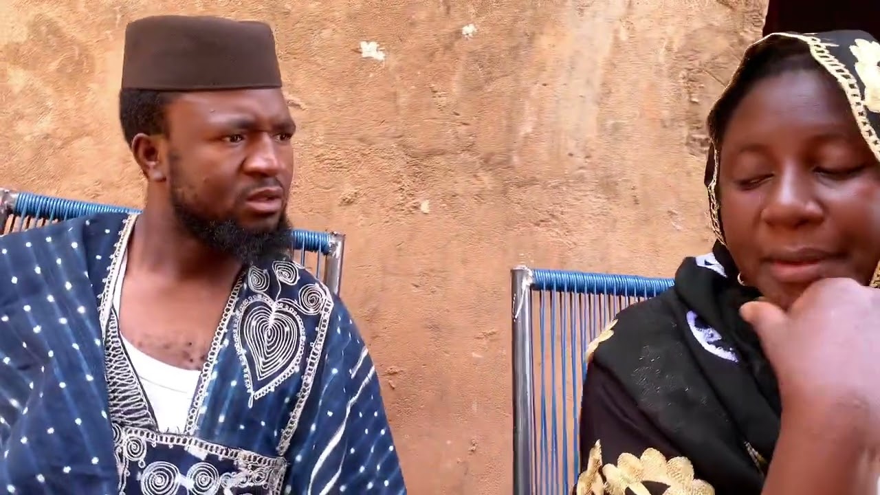 Bah sort avec la go de Wizy (Comédie Vidéo)