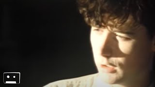 Vignette de la vidéo "The Jesus And Mary Chain - April Skies (Official Music Video)"