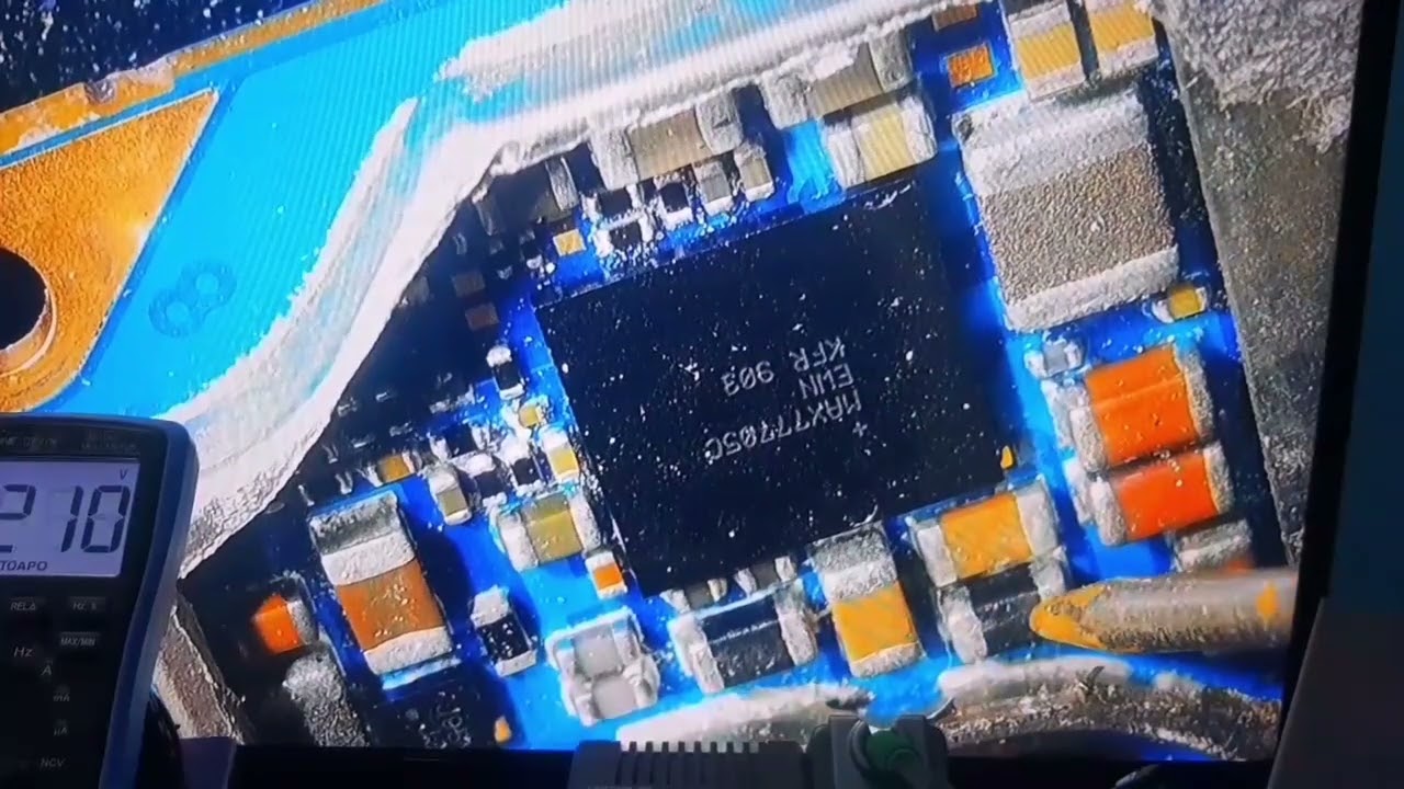 Samsung S10+ no enciende..  por que puede apagarse un equipo.. fugas cortos.