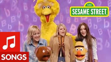 Sesame Street: Dixie Chicks And Muppets Sing No Letter Better