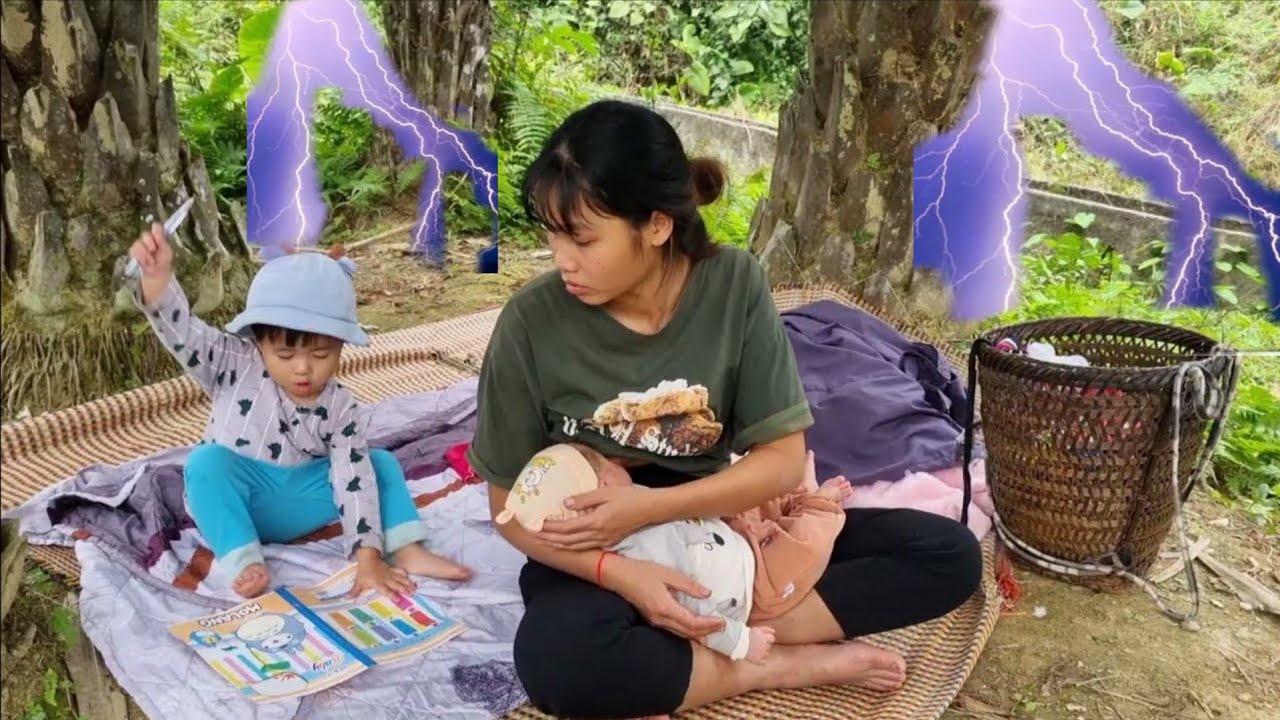 A homeless single mother built a bamboo house in the deep forest to start a new life .