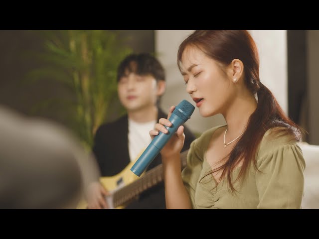 [Live Clip] 이나래(Narae Lee) - 생각나게 해 class=