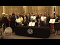 Губернатор Техаса подписал закон, разрешающий носить скрытое oгнecтрeльнoe  opyжиe без разрешения