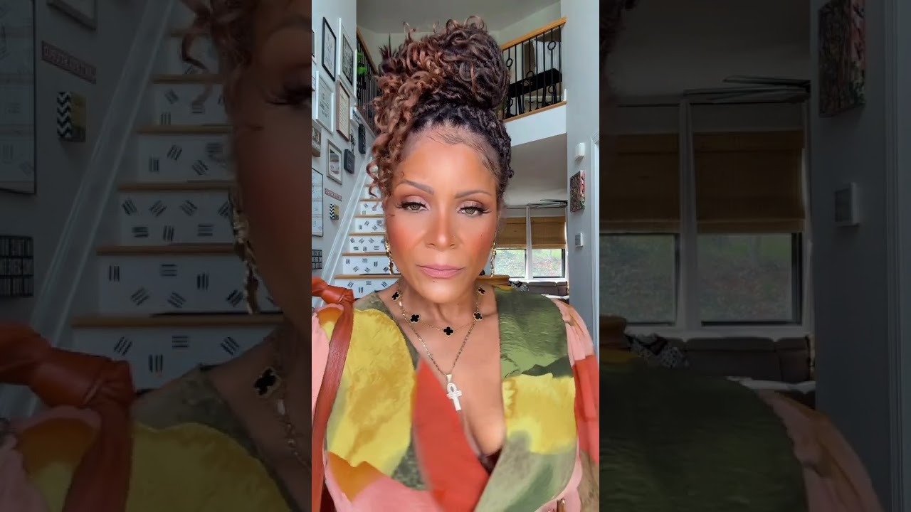 I love getting dressed daily! Can you unlock confidence and empowerment with me? 