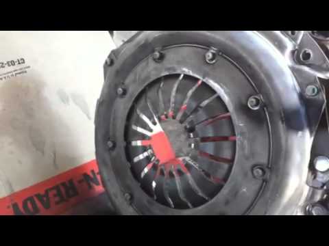 2003 MUSTANG GT ( clutch noise) - YouTube