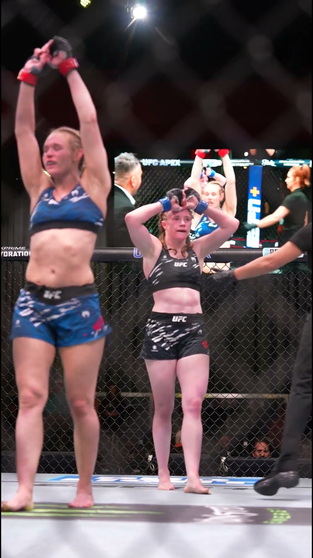 JJ Aldrich receives her BJJ black belt after this performance ? #UFCVegas103