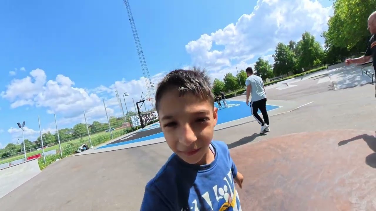 4k Kingsley Mikkelsen - Summertime (Børneview)