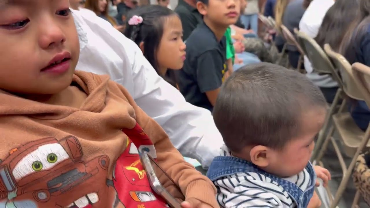 Hôm nay lên trường Grayson xem con trình diễn( lớp 1)🎉🎉