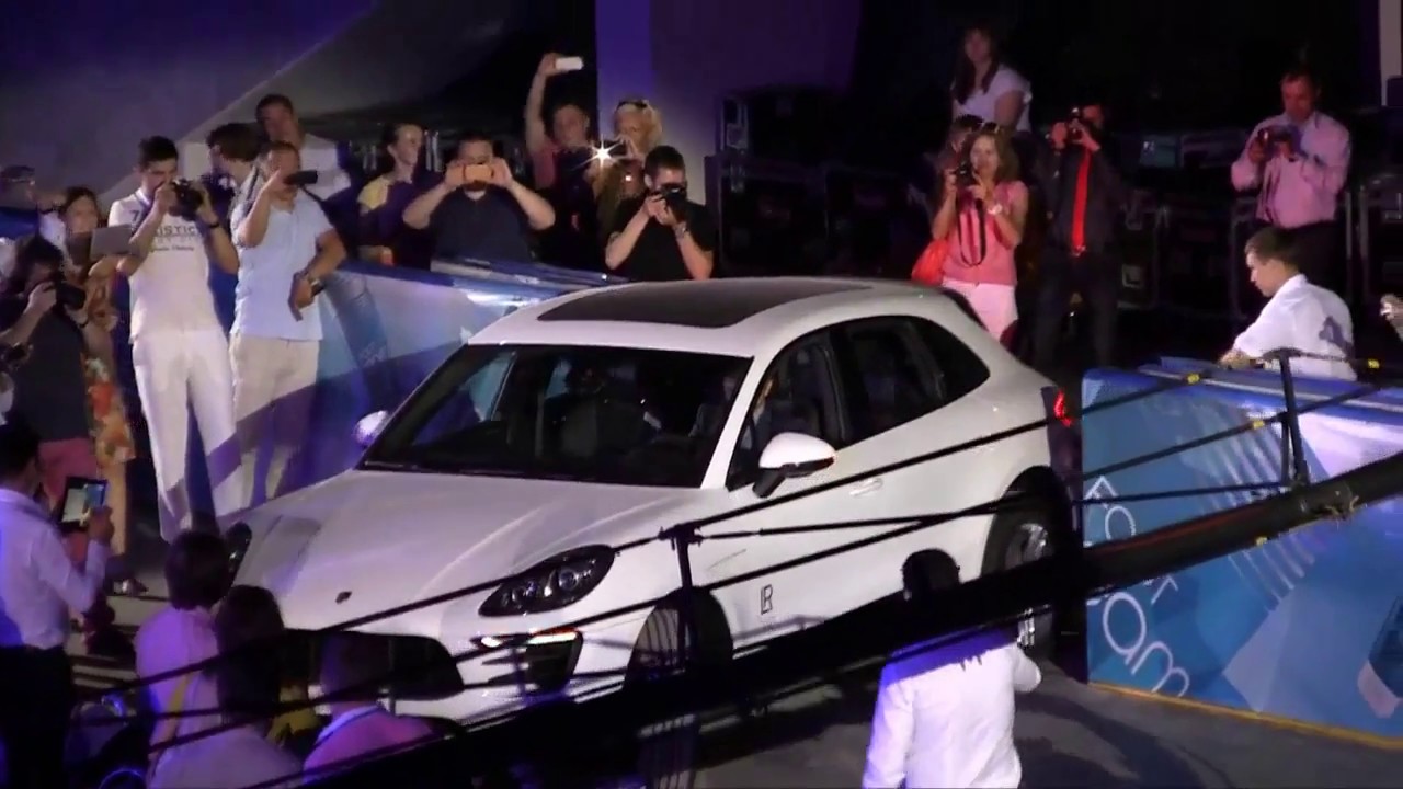 Вручение Порше от LR. Автопрограмма LR. Porsche