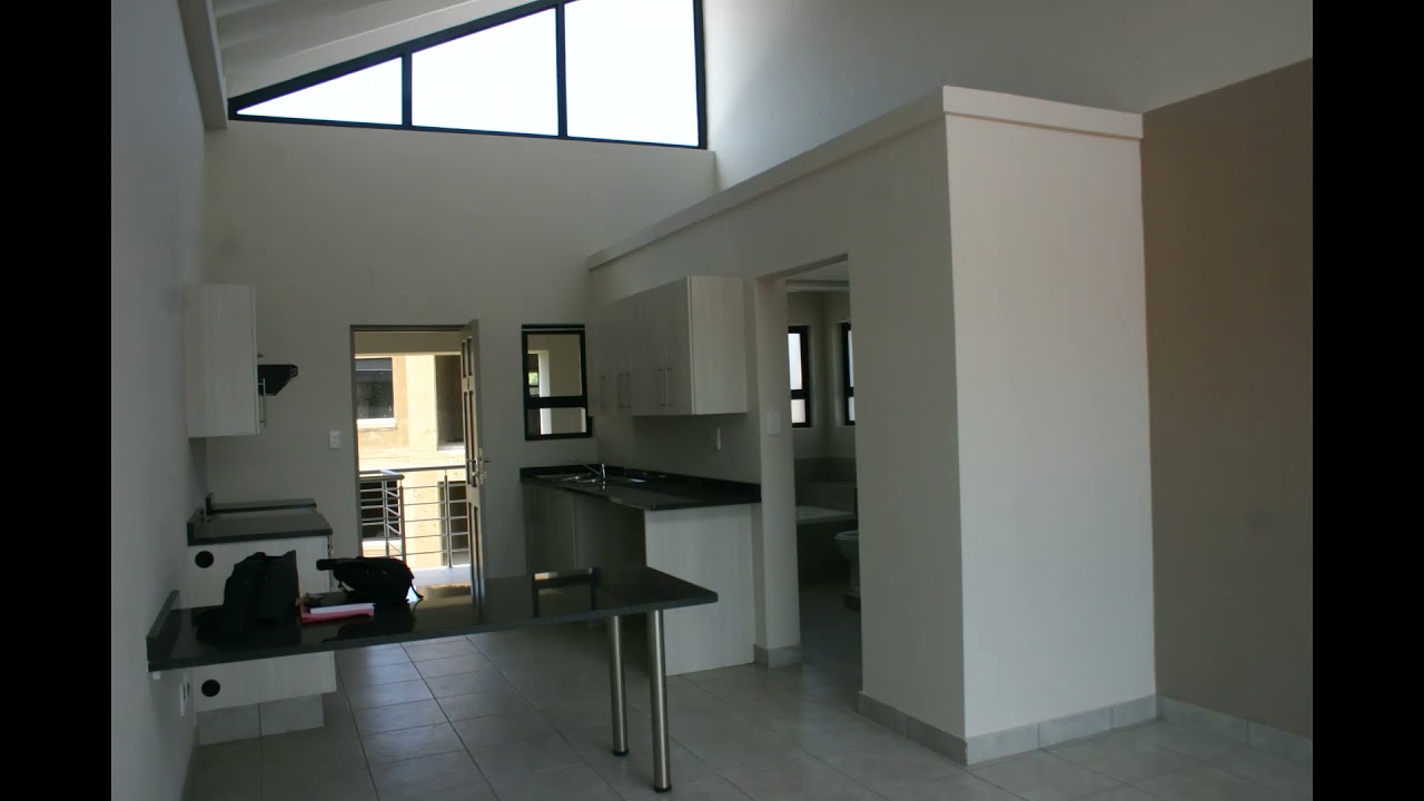 61 IHITA, FOUNTAIN RD, BEVERLEY, FOURWAYS RENTAL R6000. CALL GAIL OF