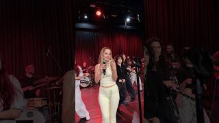 İkimizi Shiplerdim şarkımızın tamamını yayınlanmadan ilk önce konserde söylüyoruz 😍💓