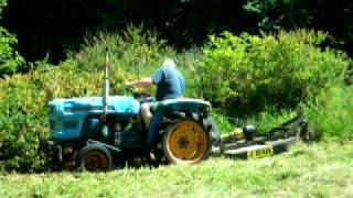Hinomoto E16 - 4ft Brush Mower [JBar] Demonstration [3/3]