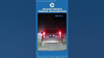 Mualem Terobos Aceh Tamiang di Tengah Malam Gelap, Antar Bantuan untuk Korban Banjir