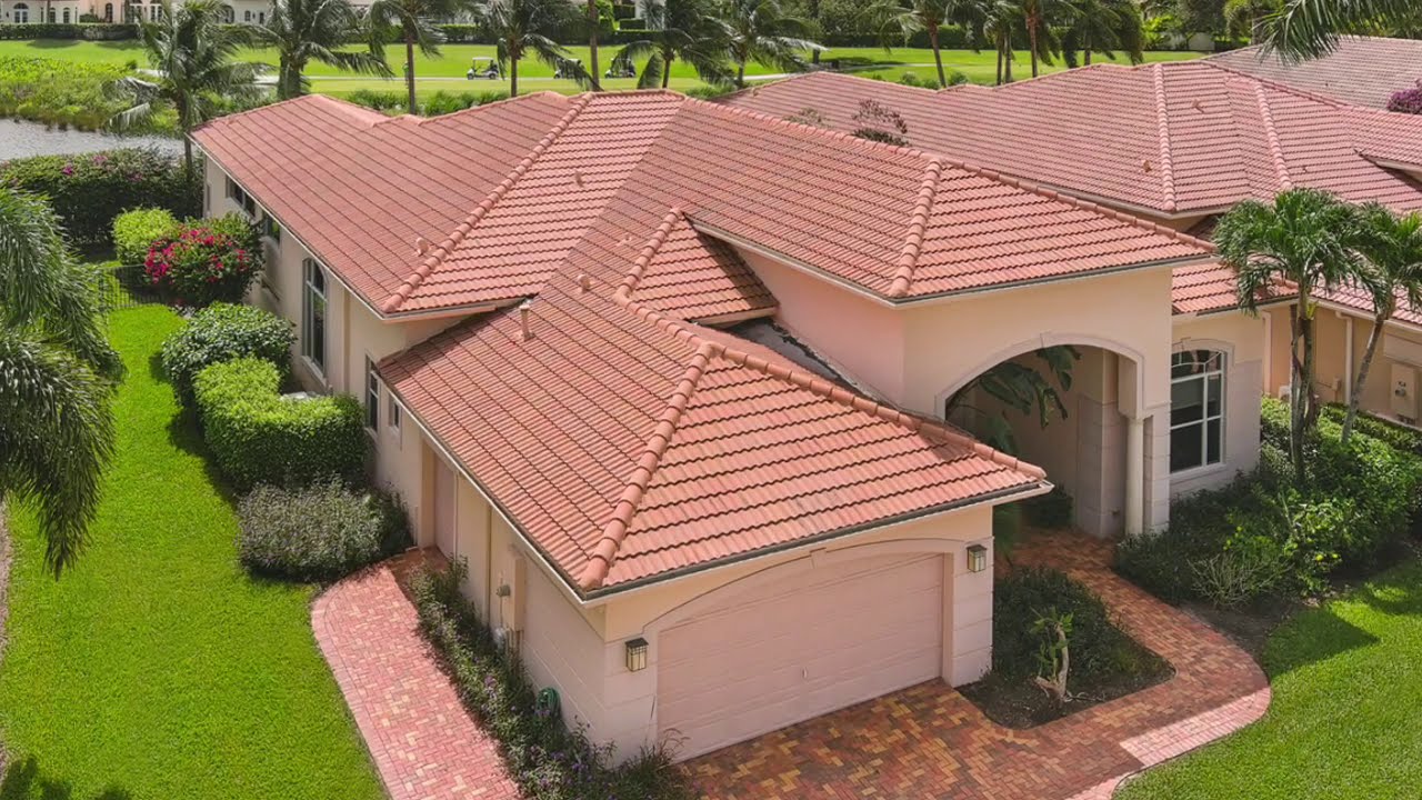 Beautiful 4/3.5 pool home perfectly located in Frenchman's Reserve, water and golf views.