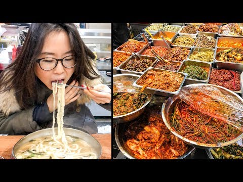korean-street-food-at-mangwon-market-in-seoul