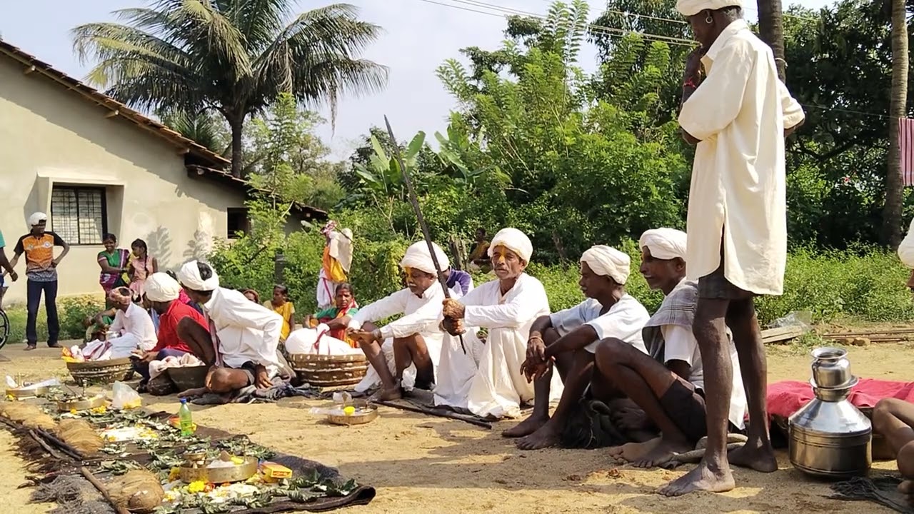मराठी धनगर रानमाणसांचा दसरा.. जेव्हा अंगात देव येतो..