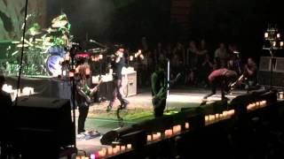 Korn - "Helmet In The Bush" Live @ The Forum