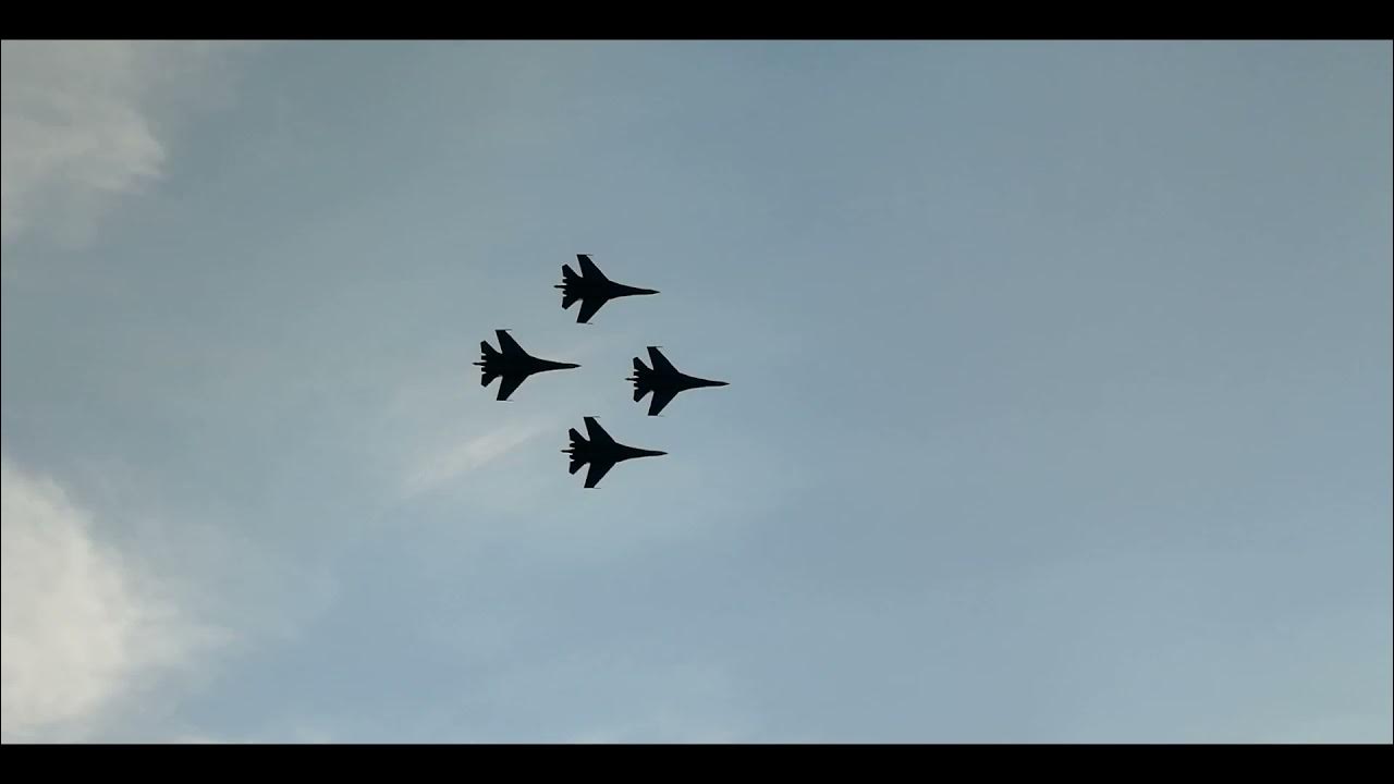 Новороссийск авиашоу. Русские витязи в сургуте 2022. Витязи на день города. Витязи на день города. Витязи на день города.