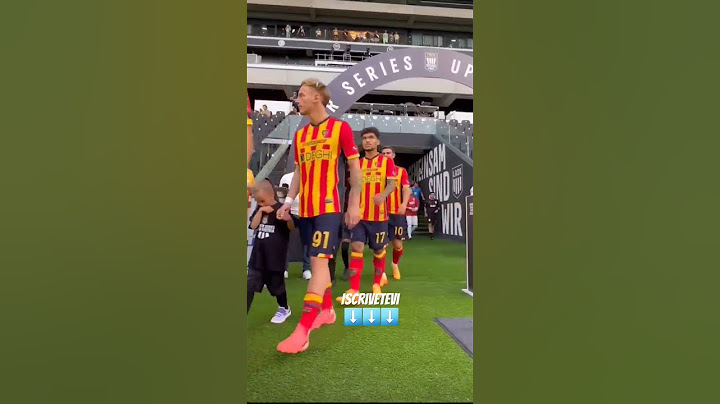 GALATASARAY - LECCE 2-1... L'INGRESSO IN CAMPO 💛❤️ #lecce #galatasaray #calcio