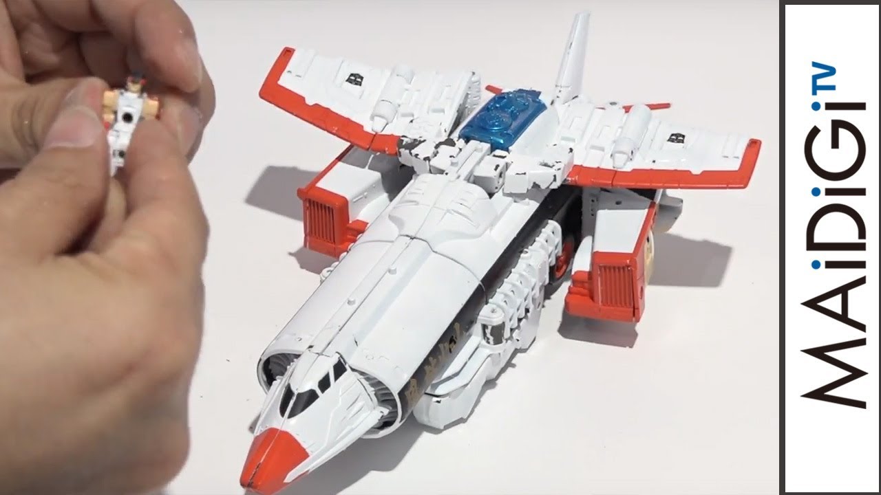 ストリートファイターⅡ×トランスフォーマー リュウ vs ベガ Amazon.co.jp: ストリートファイターⅡ×トランスフォーマー vs2体