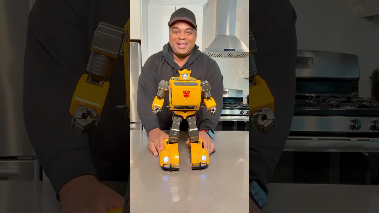 This $949 talking Bumblebee Transformer…transforms! - YouTube