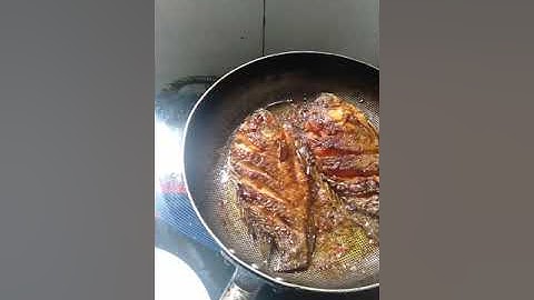 cá rô phi to rán sốt me cay tỏi ớt