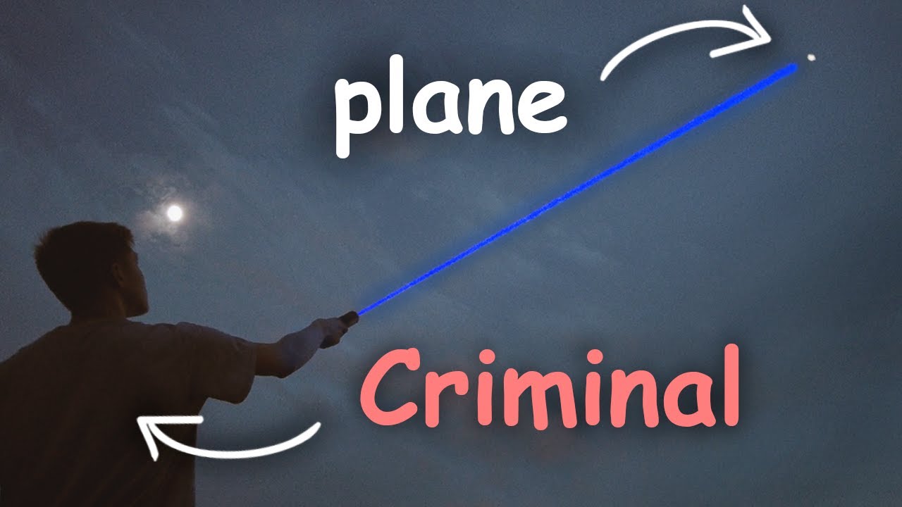 Почему нельзя направлять лазеры на самолеты