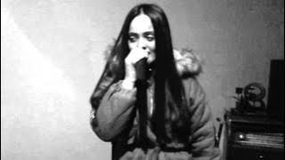 Live     Suela Ismaili