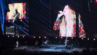 Carly Pearce & Hannah Ellis - Never Wanted To Be That Girl | Country To Country 2024 | O2 Arena