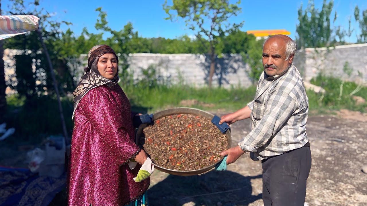 This Father-Daughter Duo Makes the Best Jighir Bighir in the Village!