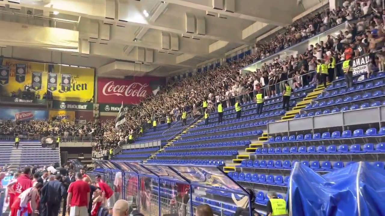 Partizan - Crvena zvezda: Pionir u transu