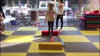 Çocuklarda Güç Denge Koordinasyon Ve Duyu Gelişimi Için Parkur Çalışması.eğlenceli Çocuk Parkurları.